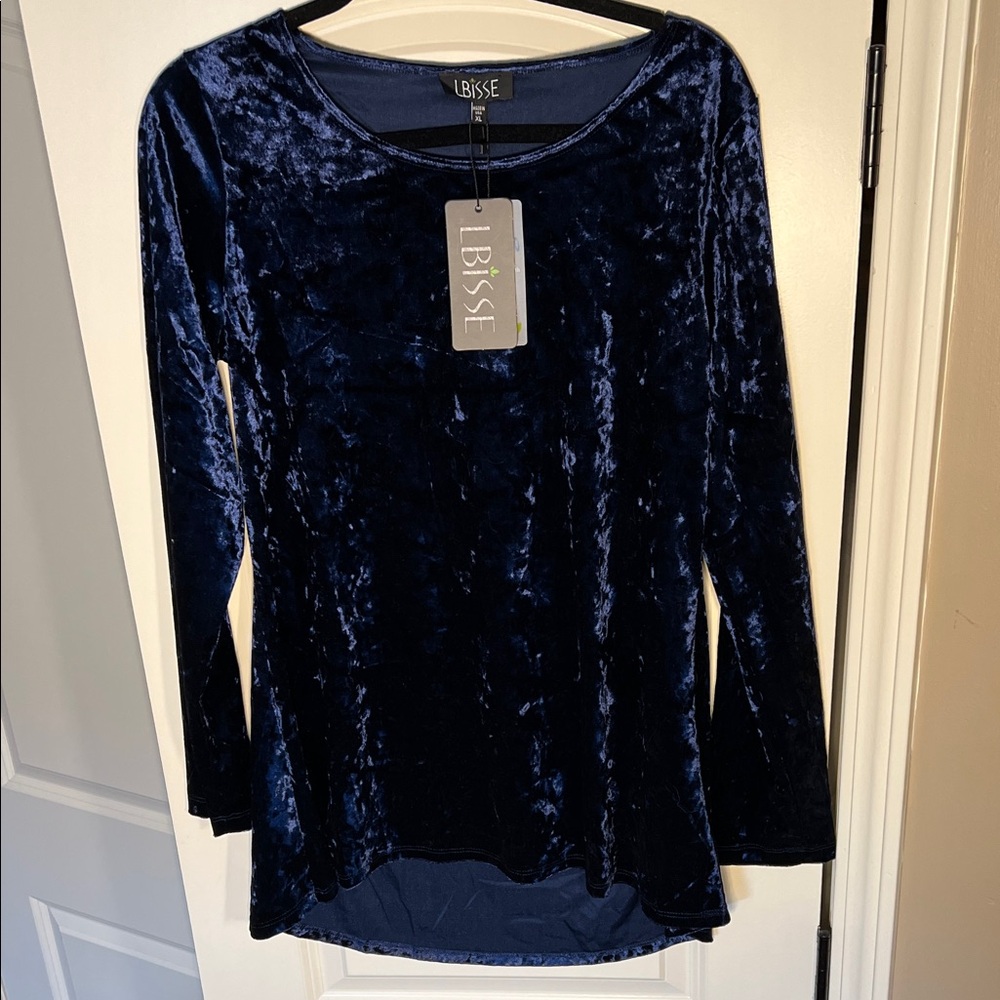 L Bisse  Women's Midnight Blue Velvet Blouse NWT